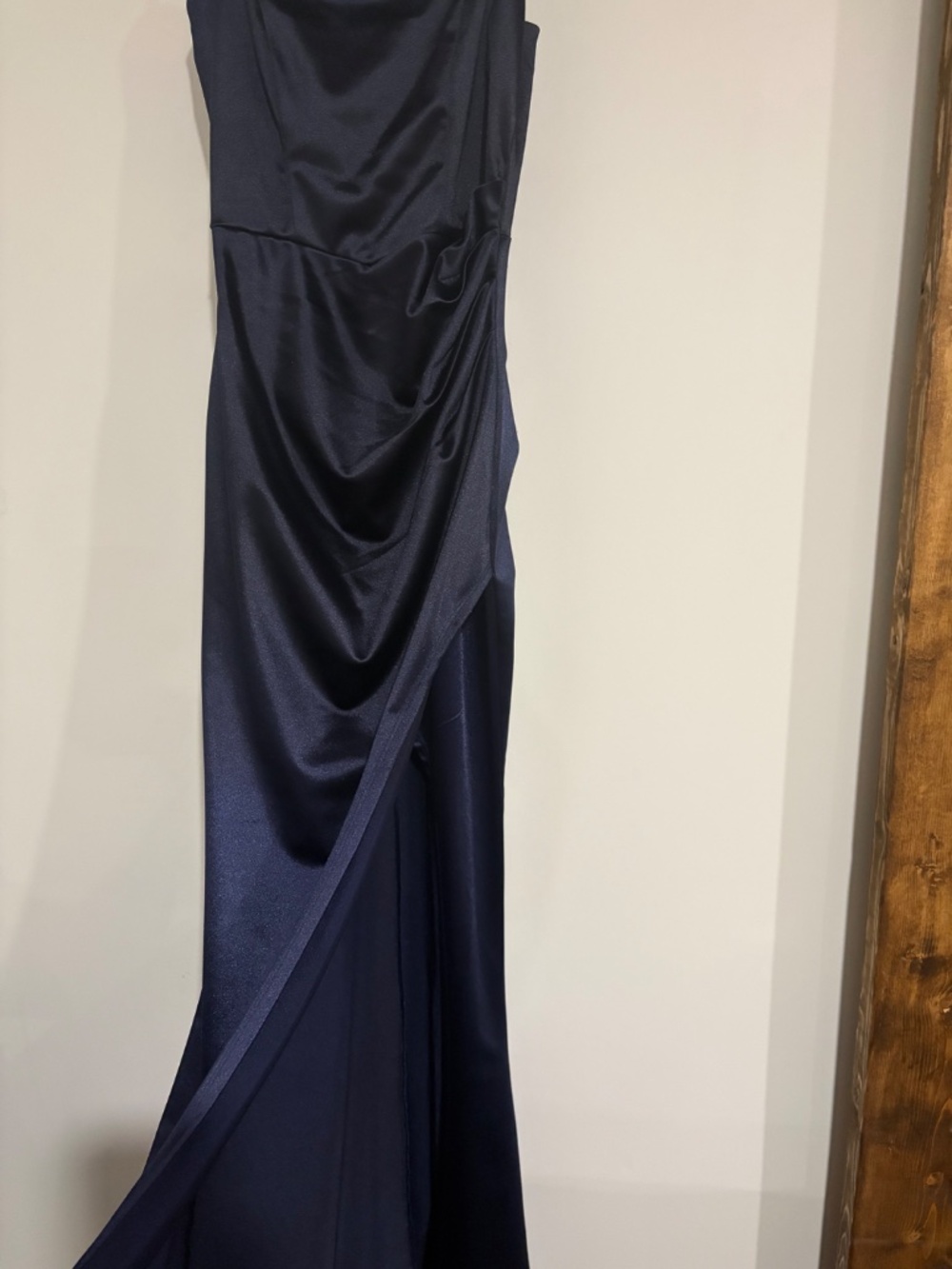 Dress - Picture 5 of 6